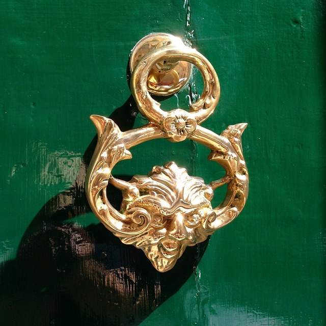 knock
