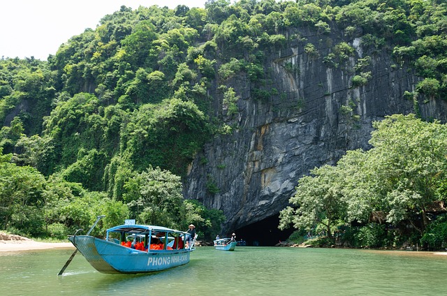 cave