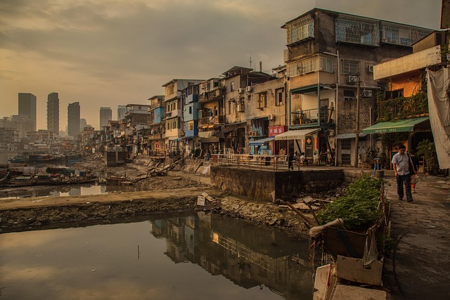 slum