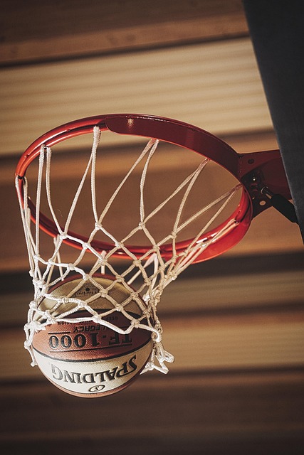 play basketball